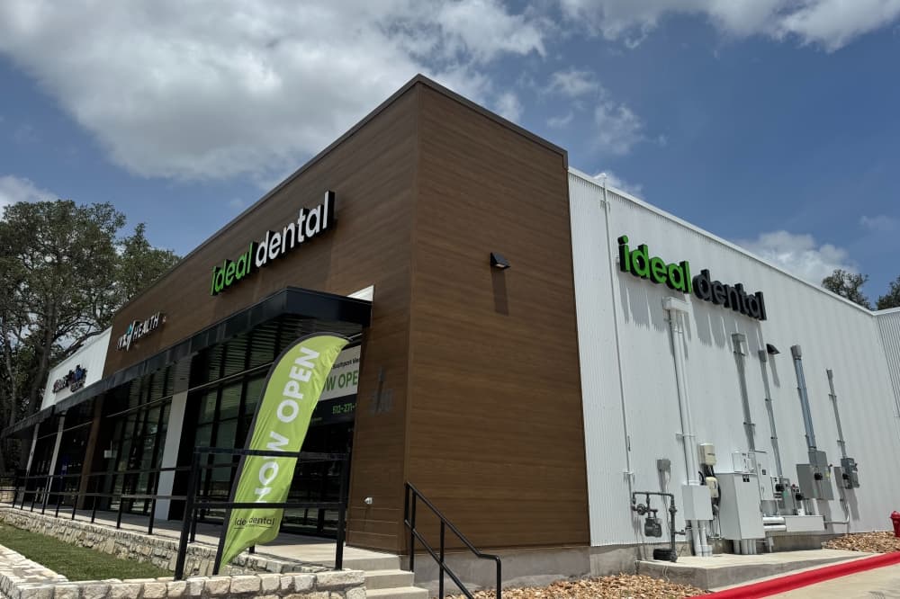 Ideal Dental brings dentistry services to Southpark Meadows
