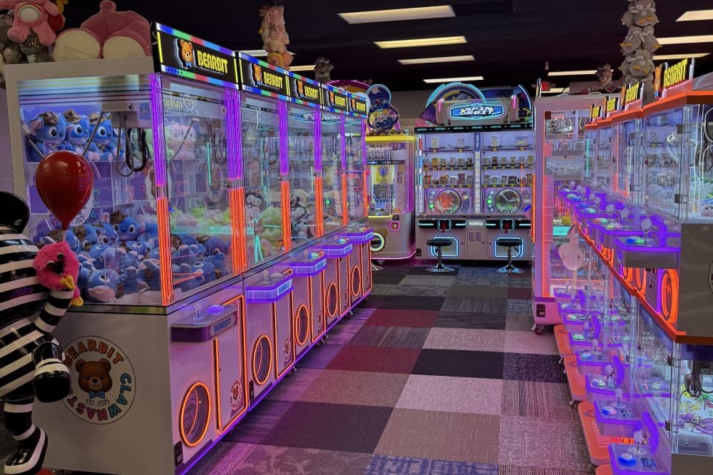 Claw machine games