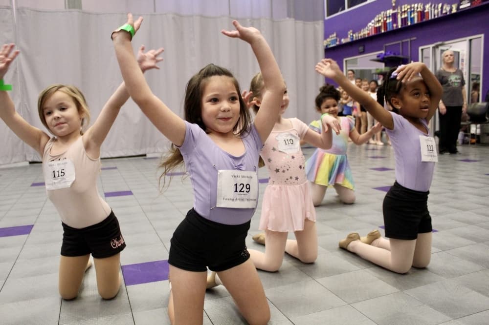Young dancers ages 5 and up performed on July 26 at the Vicki Michelle Dance Studio. (Jovanna Aguilar/Community Impact)