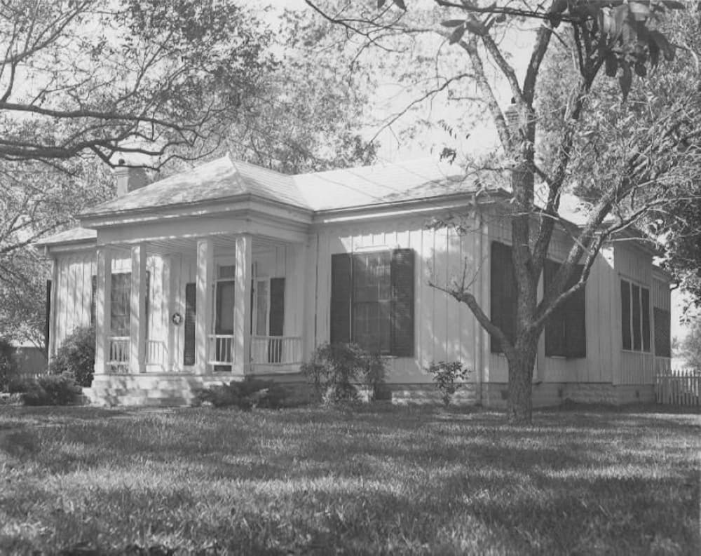 City of Bastrop takes initial steps to preserve historic Allen-Bell House