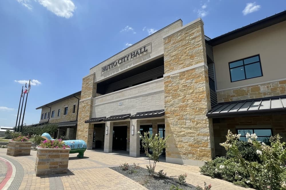 Hutto City Council pushes charter amendment election to May