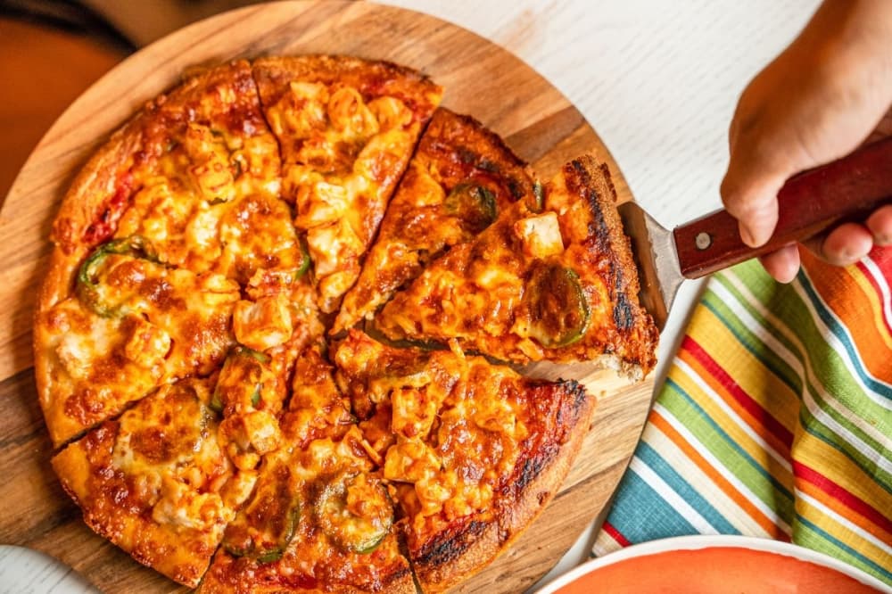 Singas Famous Pizza opens Riverstone location