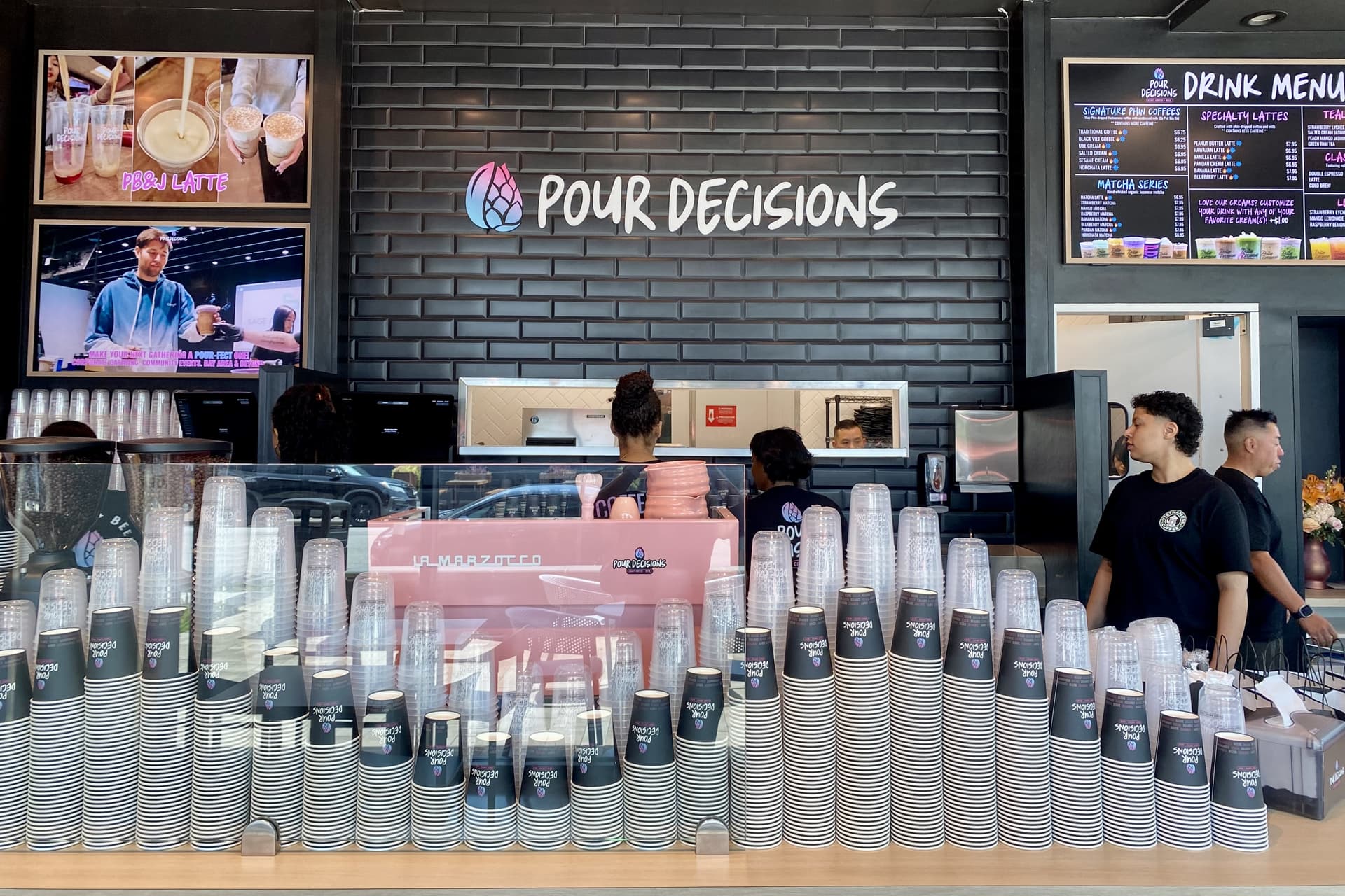 LA-based craft coffee and beer shop pours into Houston community with grand opening