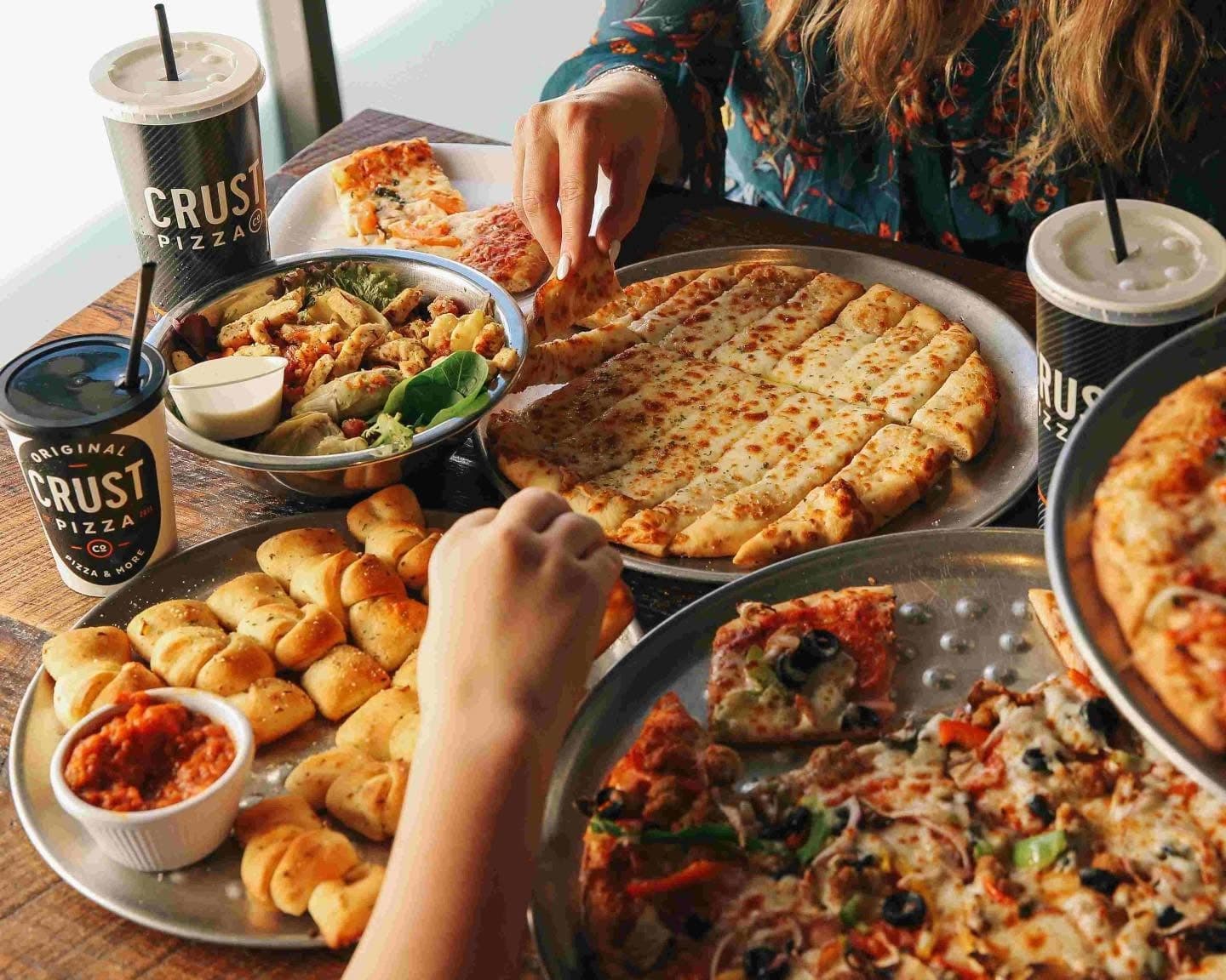Crust Pizza Co. now tossing Chicago-style pies in Bastrop