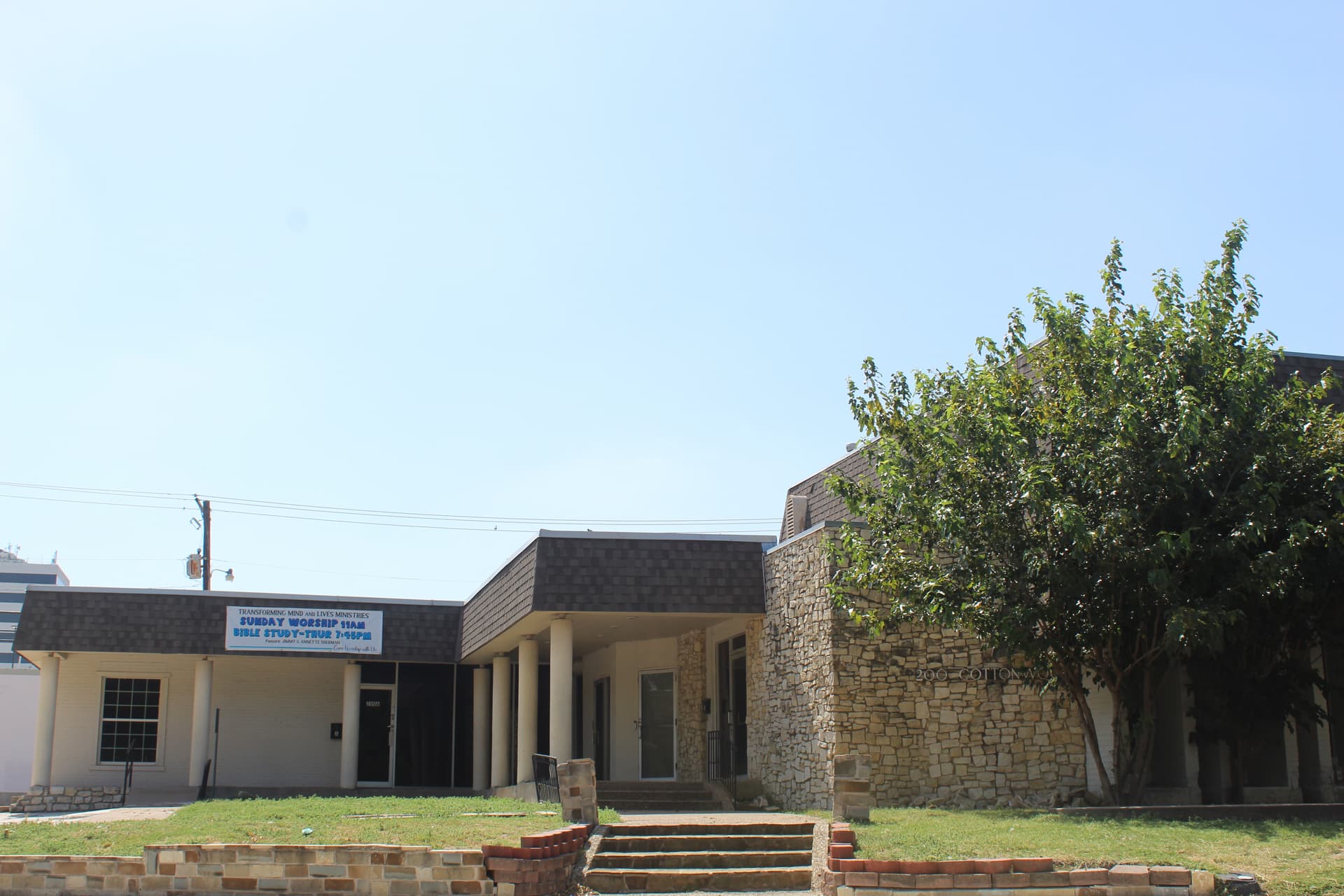 Richardson office building approved to welcome retail, barbershop