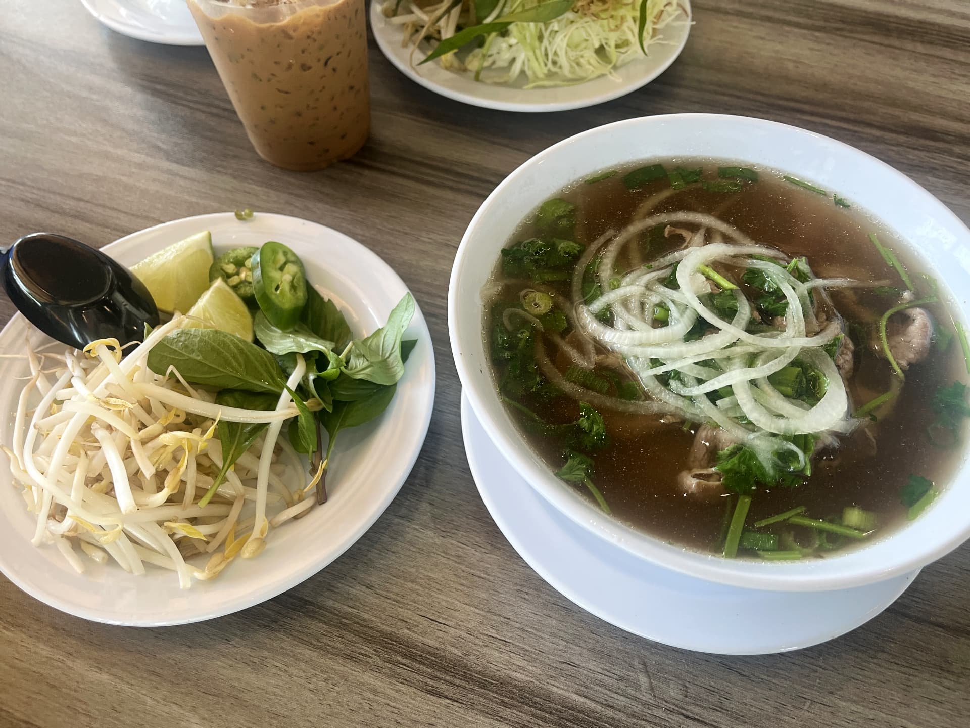 Coffee, Chicago pies and hot chicken: 6 new Austin metro dining spots to try
