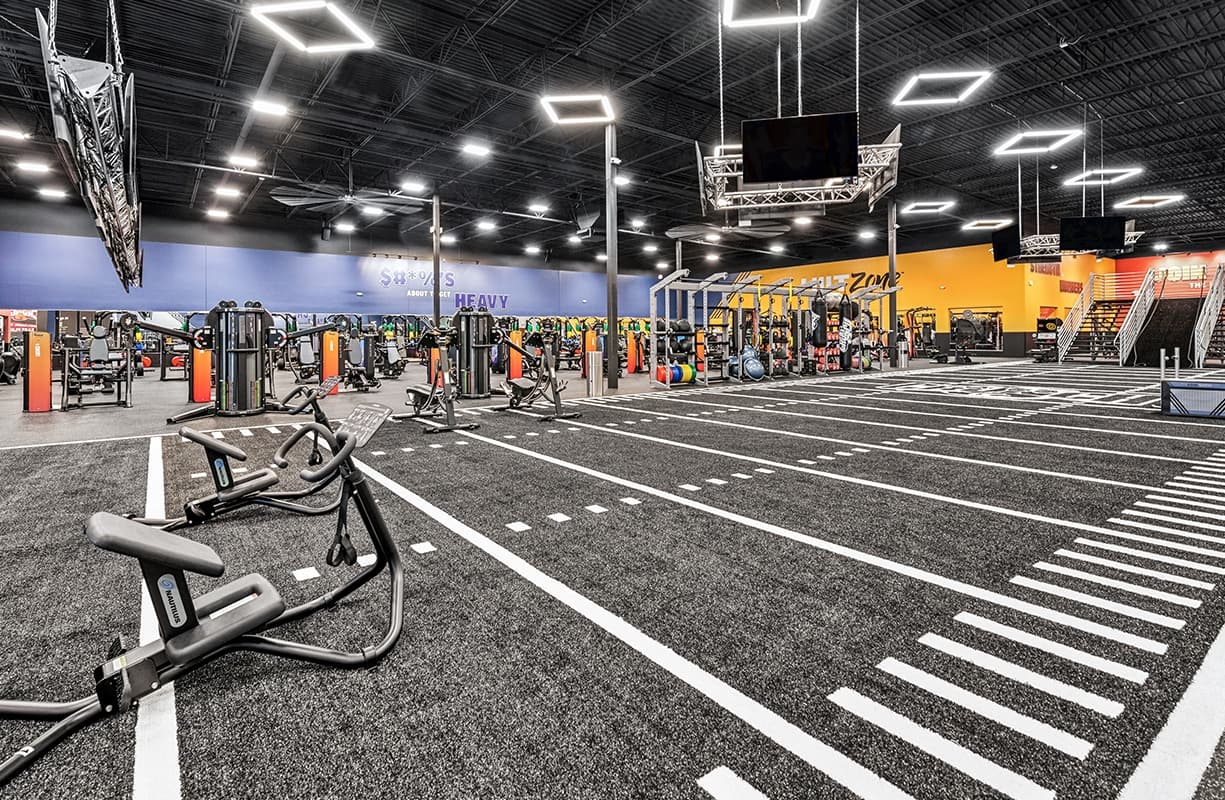 Crunch Fitness opens in Lakeway