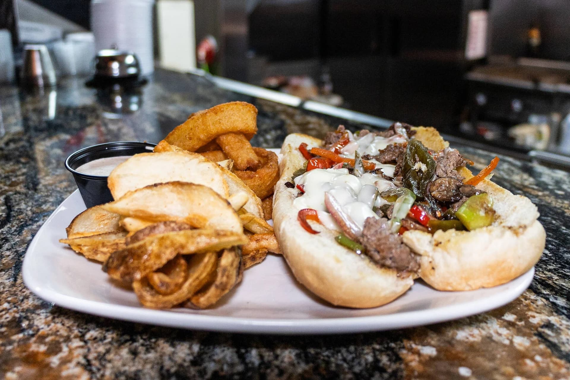 New grill, bar opens on Pearland Parkway