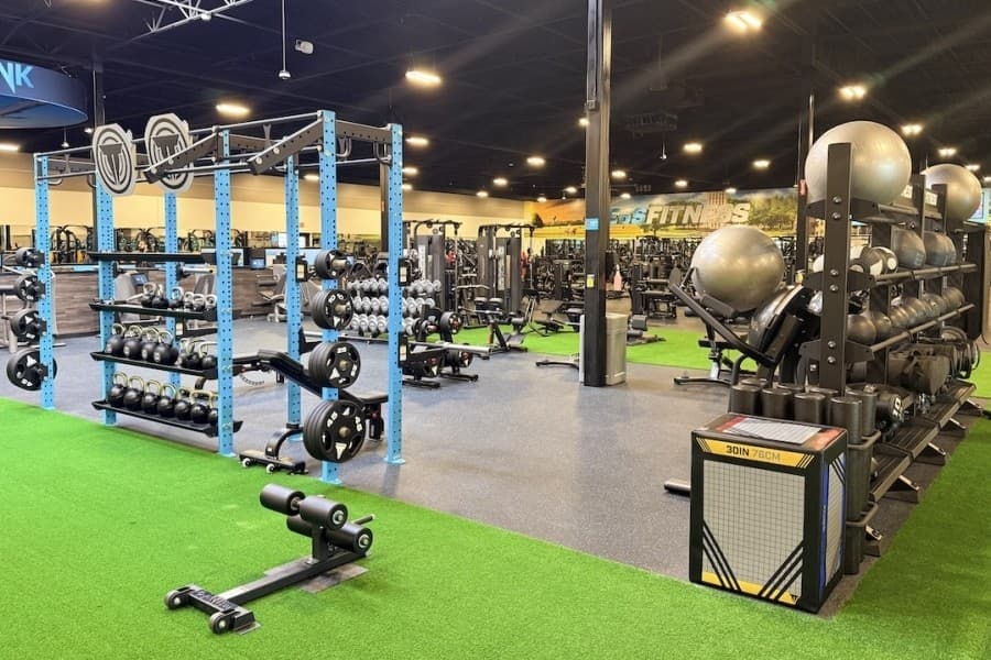 EoS Fitness to open in Grand Parkway Center