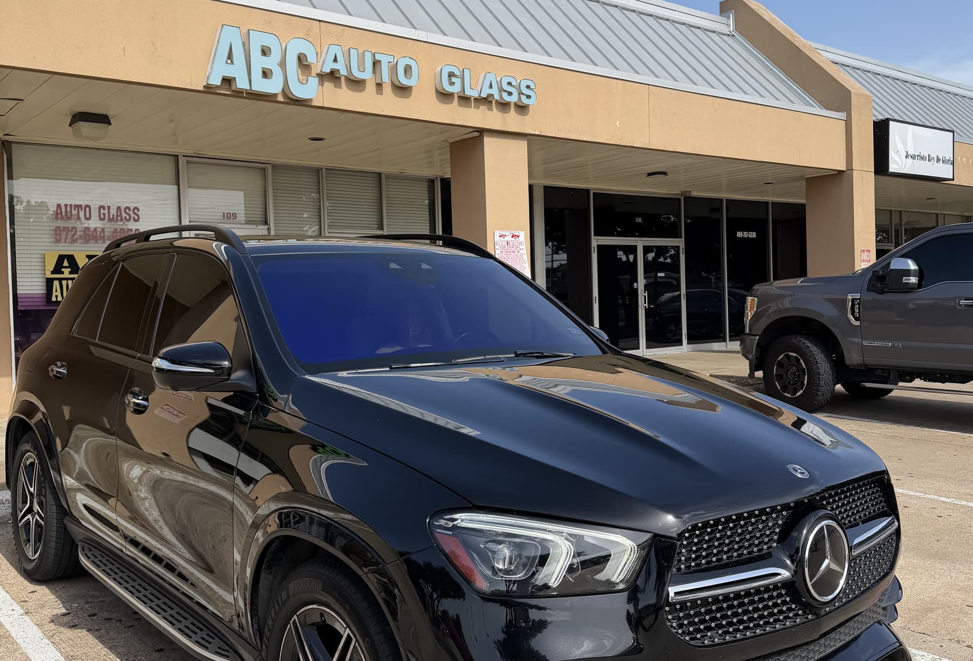 ABC Auto Glass & Tint offers car services under new ownership in Richardson