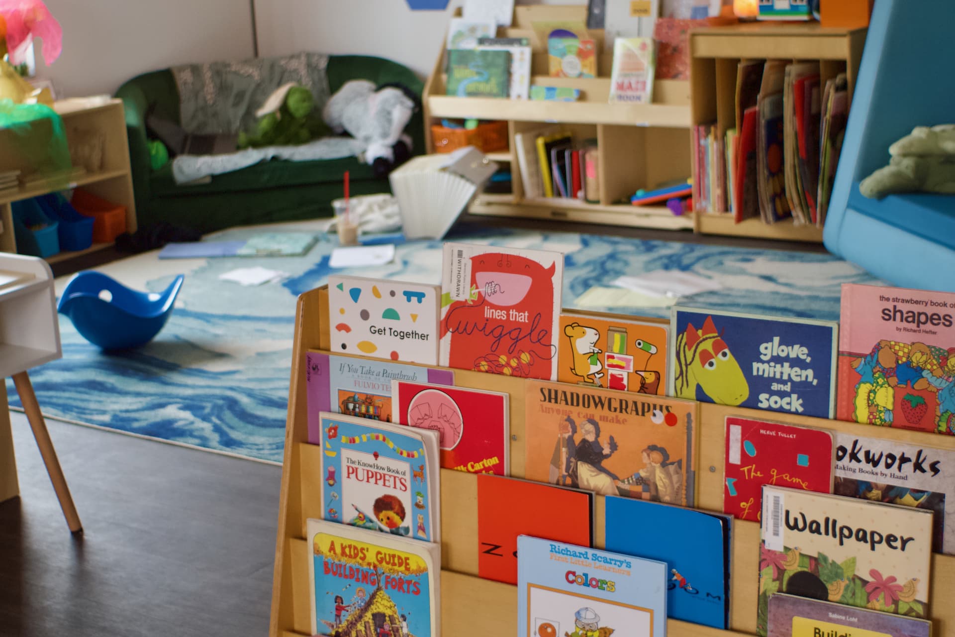 Third Bend Studio has a dedicated space for children to read and be read to. (Adam Doe/Community Impact)