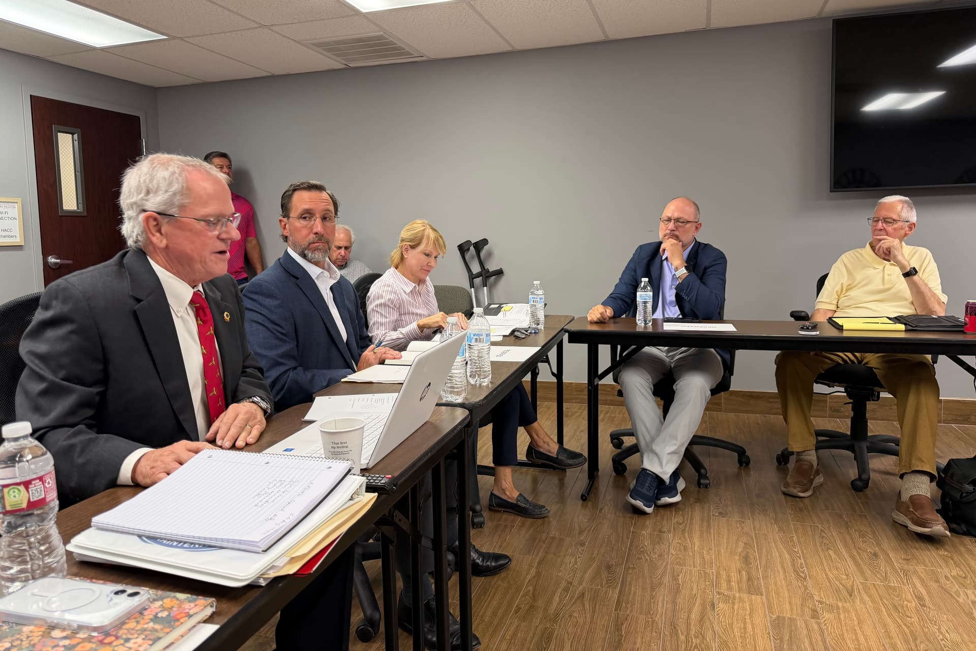 Lake Houston Dredging and Maintenance District officials set early goals for fledgling district