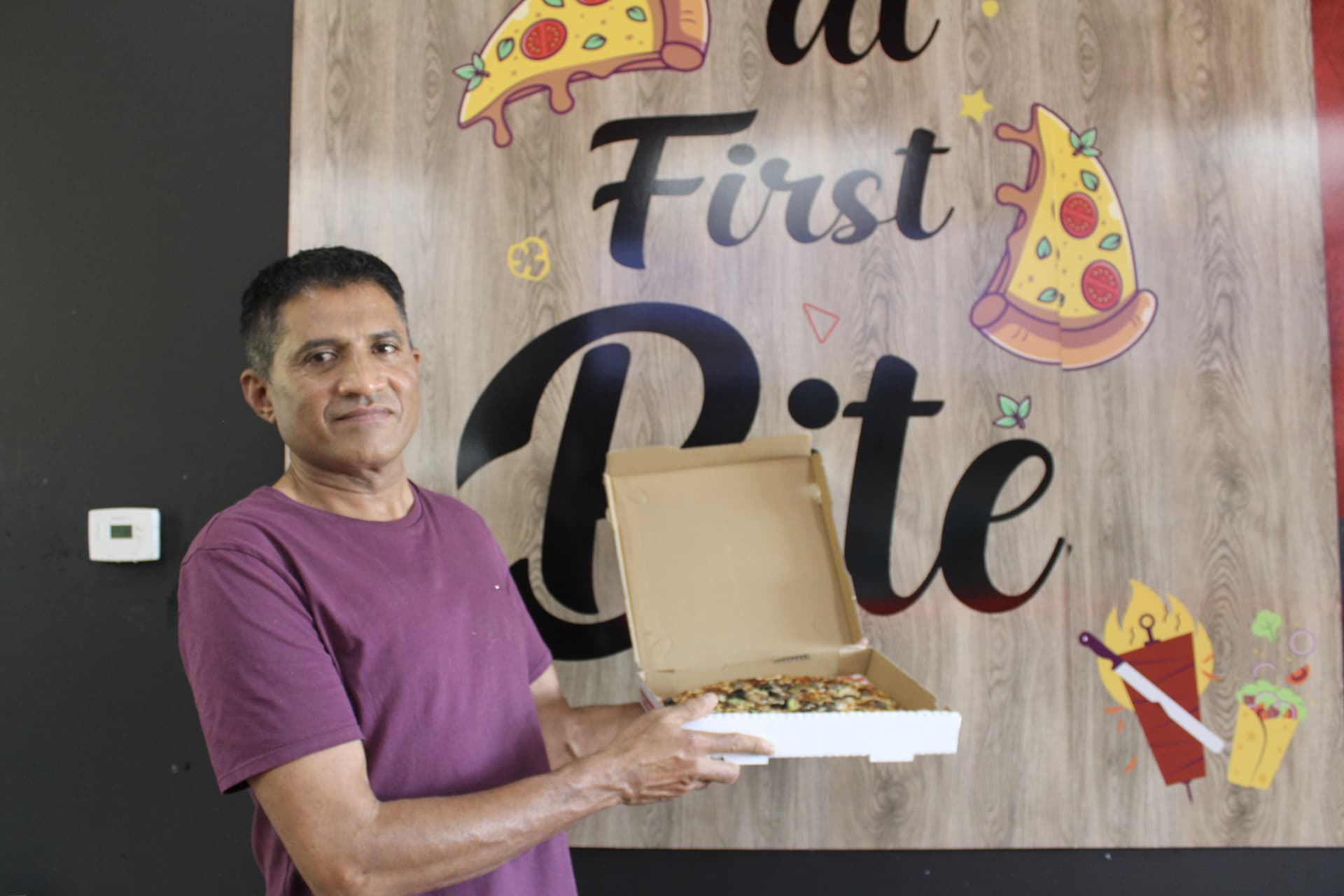 Cheesy Bite brings scratch-made pizzas and Middle Eastern flavors to Pflugerville