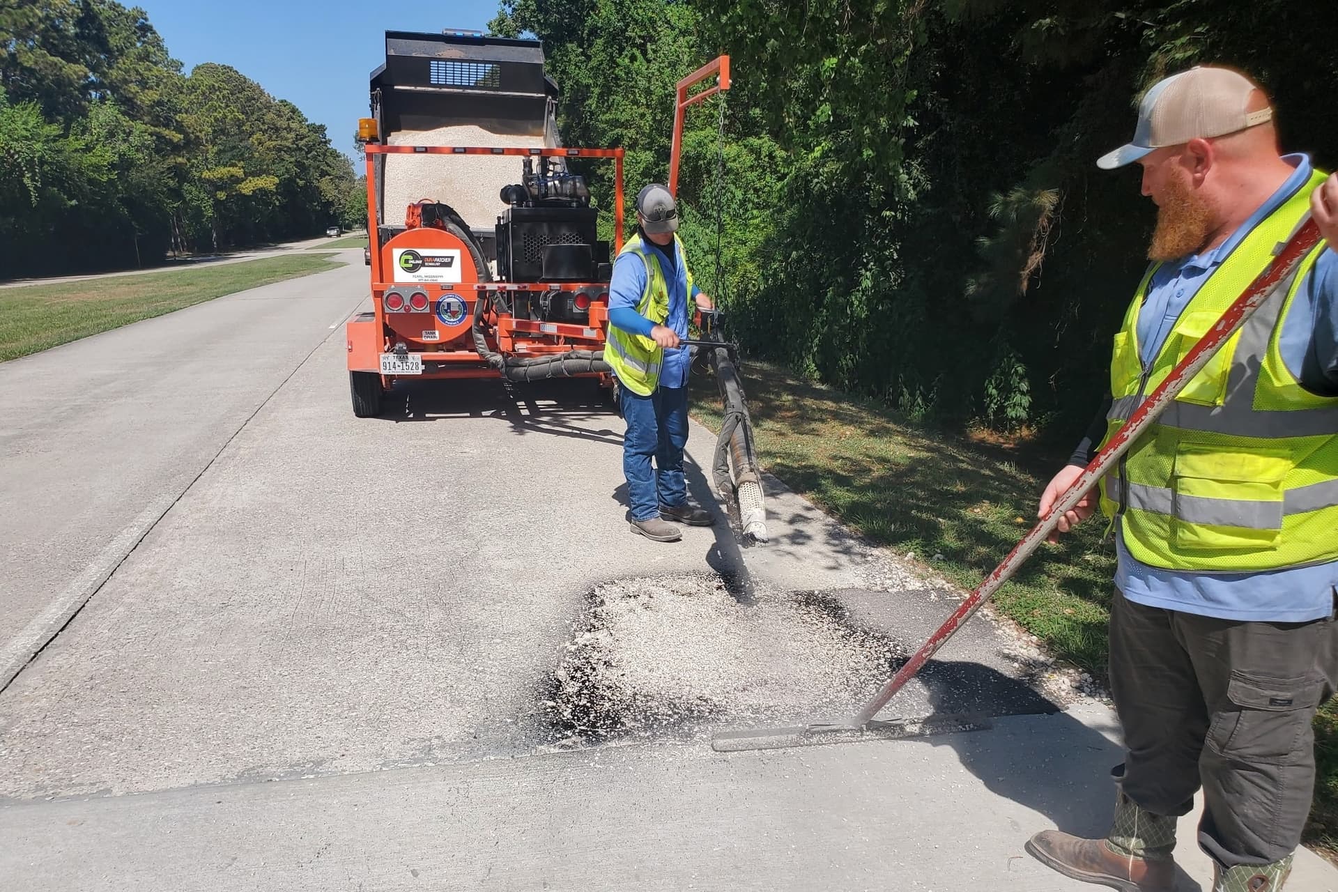 New asphalt sprayer to improve road repairs, Montgomery County Precinct 4 officials say