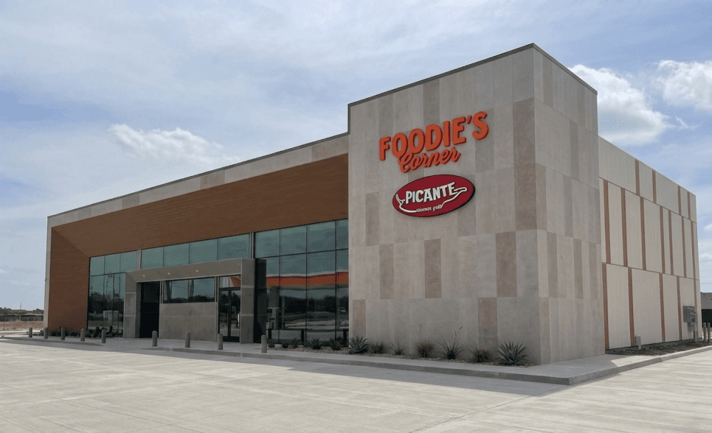 Foodie’s Corner opens flagship store along US 183 in Liberty Hill