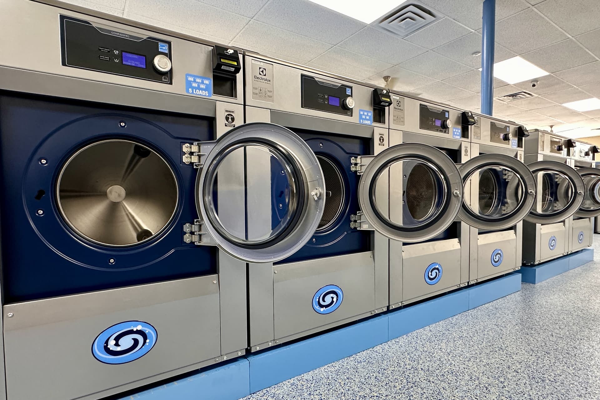 WaveMax Laundry now open, offers bulk laundry services in Denton