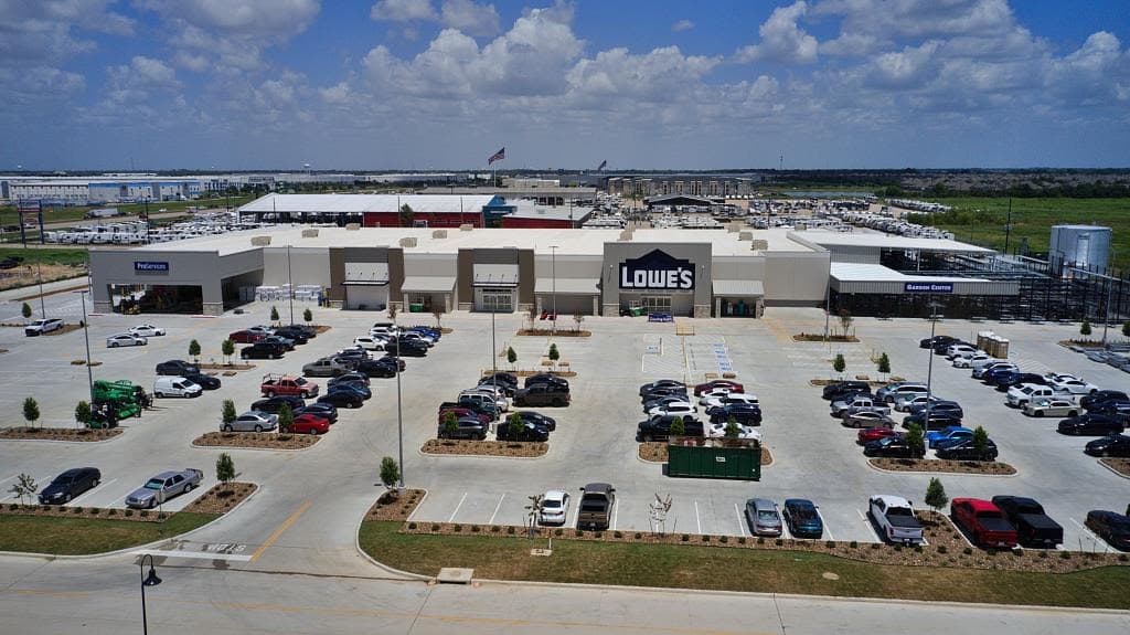 Lowe's opens new Katy store in Texas Heritage Marketplace development