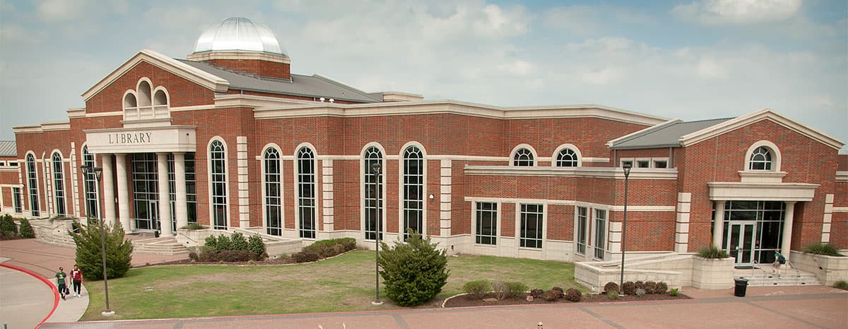 Students adapt to rising college tuition