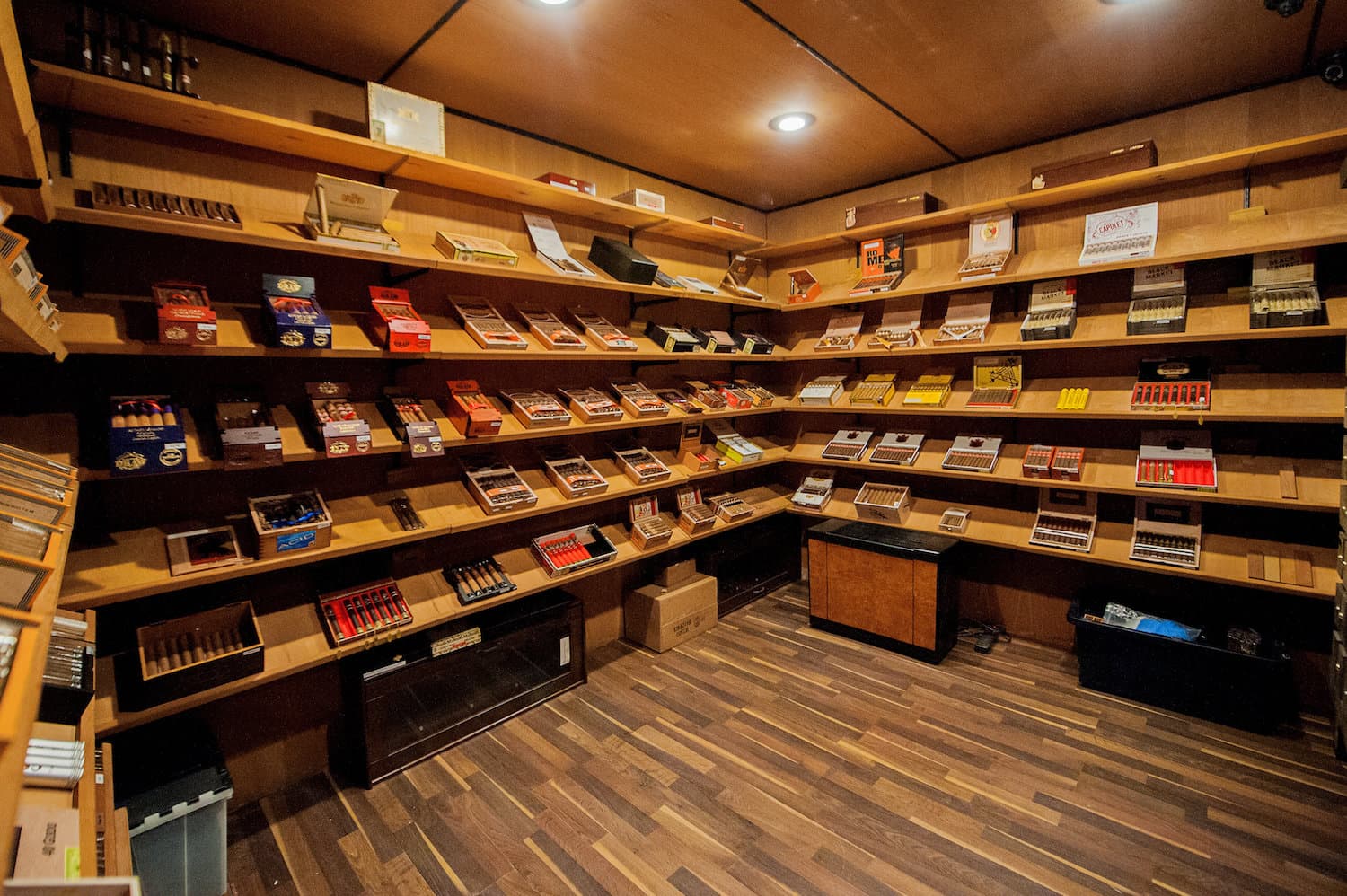 Lakeway’s Speakeasy and Cigar Bar on RM 620 opens today