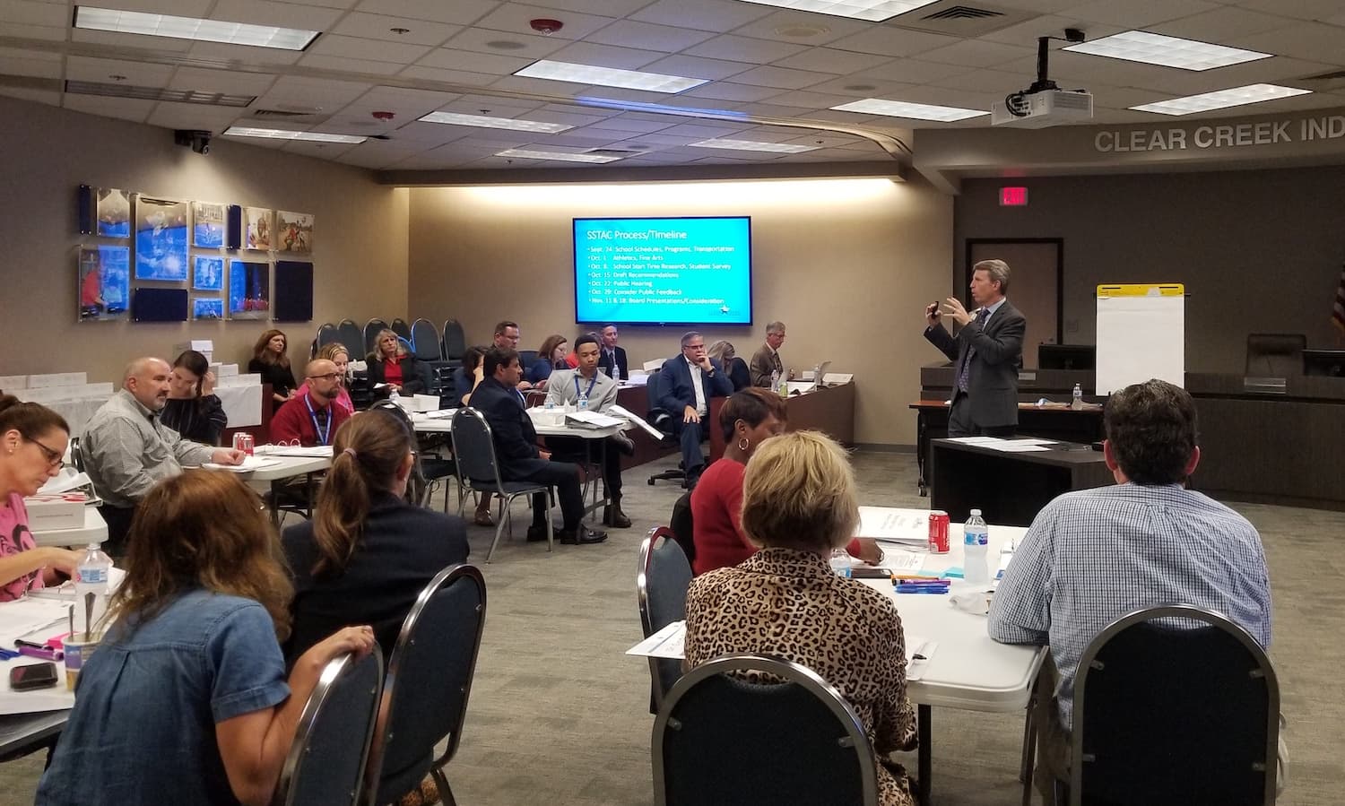 Survey: Clear Creek ISD high-schoolers want later school start times; other parents, district employees do not