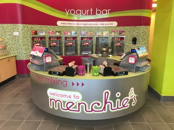 Menchie’s Frozen Yogurt now open at The Lyndon in San Marcos