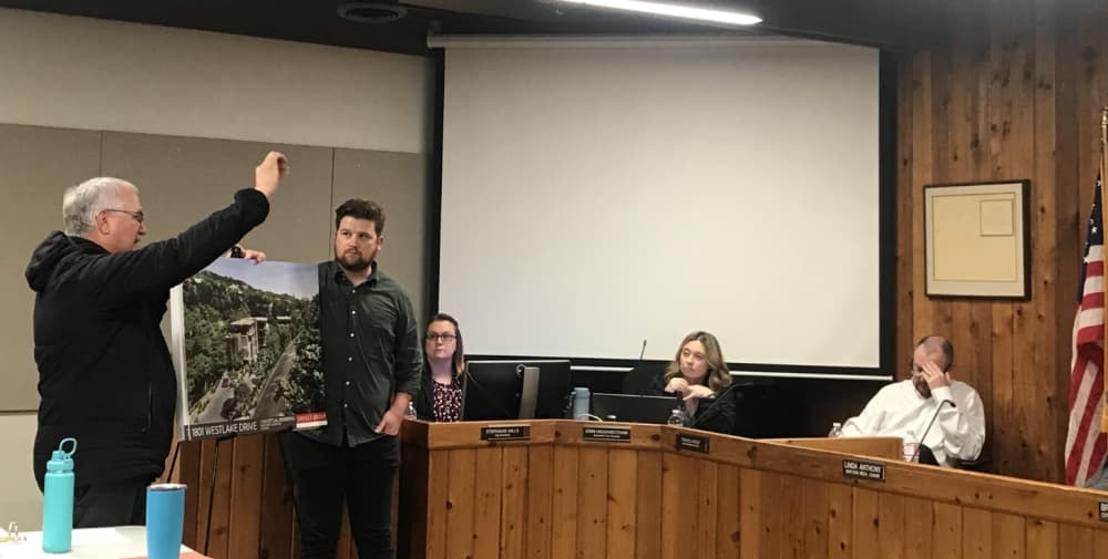 West Lake Hills council discusses possible redevelopment of apartments on Westlake Drive