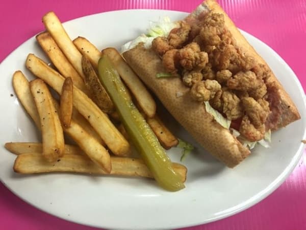 Pink Shrimp Cafe serving fried, grilled seafood dishes in Atascocita area