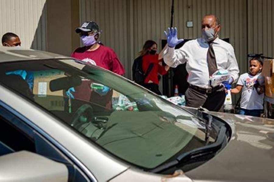 Lone Star College-Houston North distributes masks, food, disinfectant for area residents