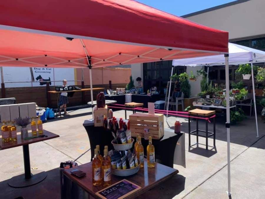 Bonfire Grill launches weekly pop-up farmers market to support local vendors