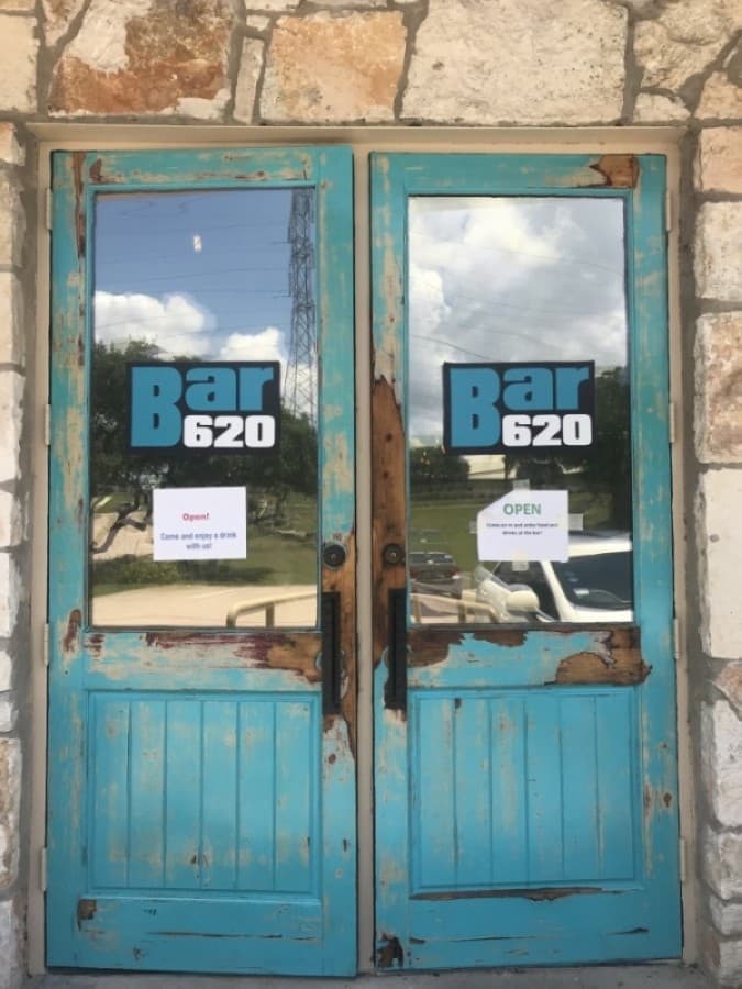 Bar 620 opens in Lakeway in former spot of Grumpy's Saloon