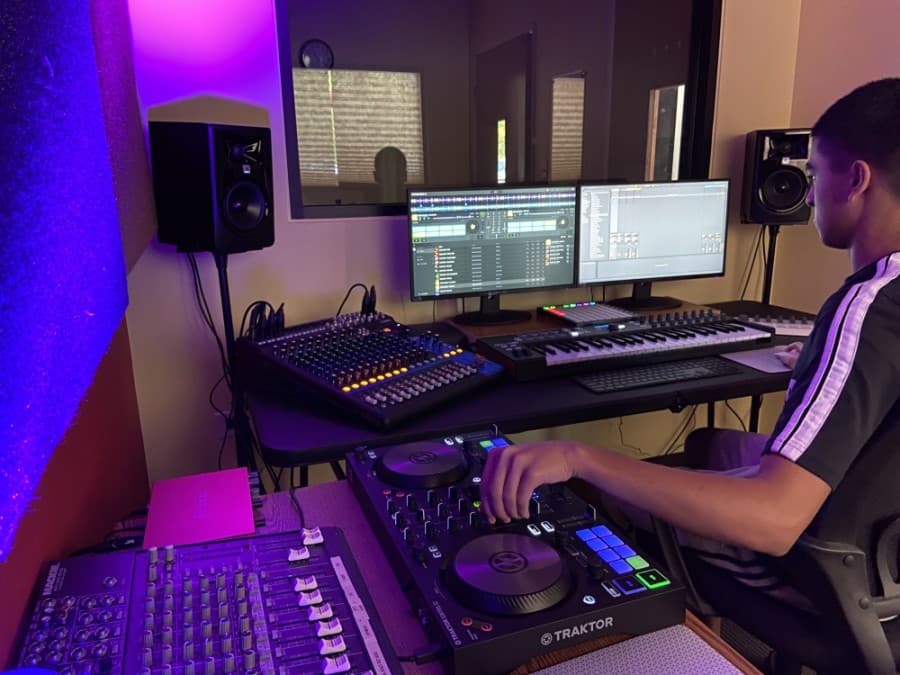 Muse Mantra now open and taking music students in The Woodlands