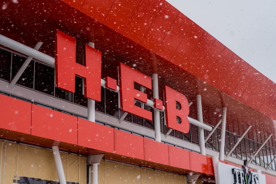 H-E-B, Central Market limit store hours, product purchases due to severe winter weather