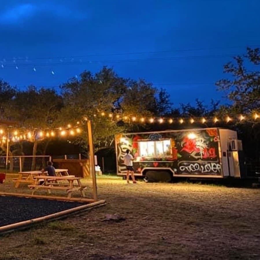 East Austin taqueria opens location in Lake Travis food truck park