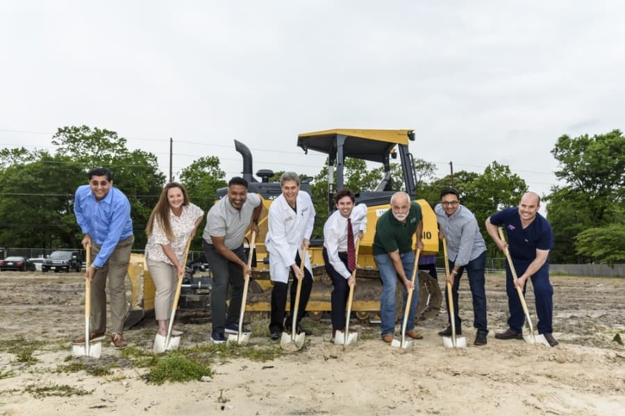 3-story medical office building breaks ground on FM 1488