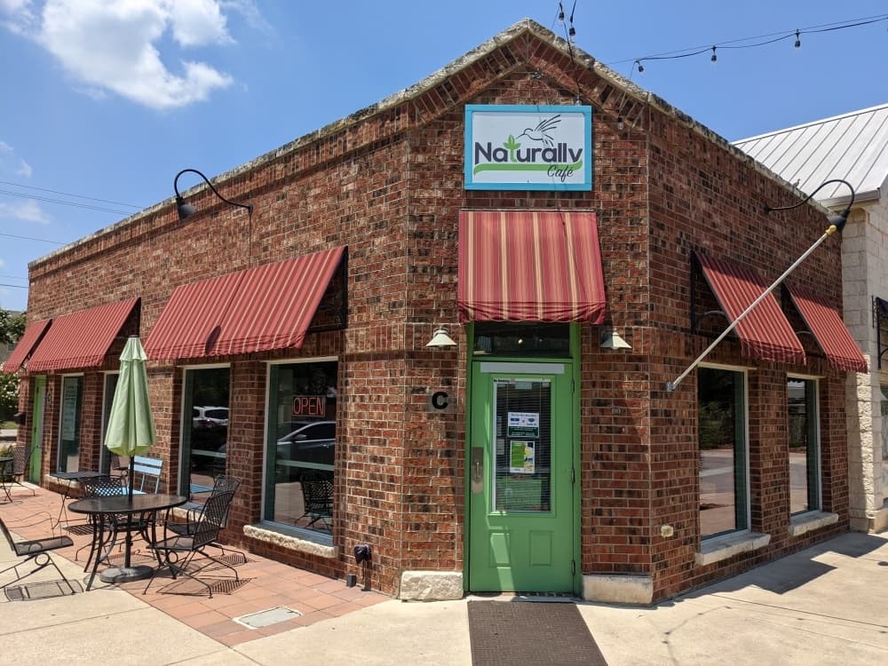 Gruene restaurant offers nutritious, flavorful menu