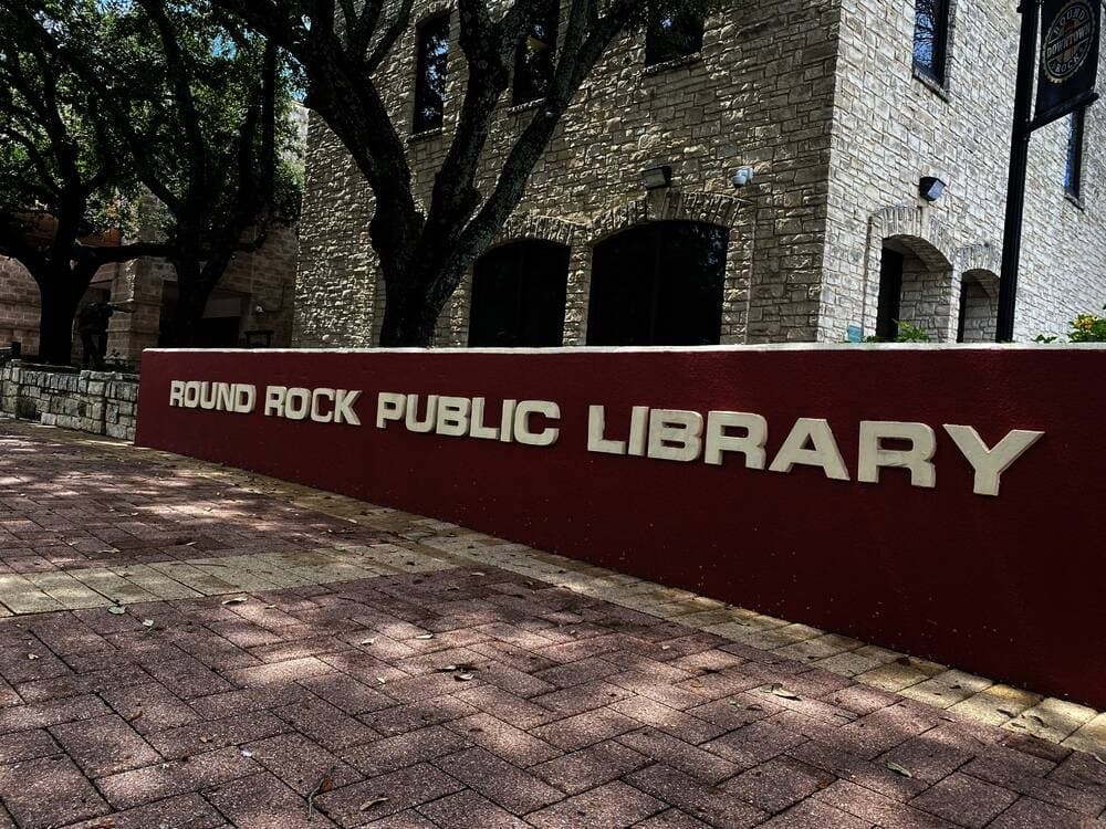 Round Rock Public Library offers Homebound Delivery Services
