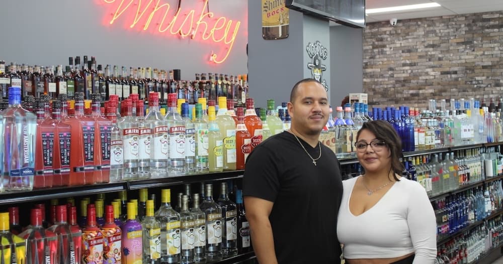 Worth the Pour liquor store opens in Castle Hills community