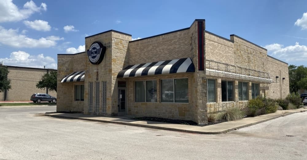 Former Round Rock Steak N' Shake to become home of new Whataburger location in 2022