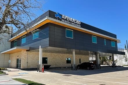 Ribbon-cutting celebrates new Midtown location of Avenue 360 Health and Wellness