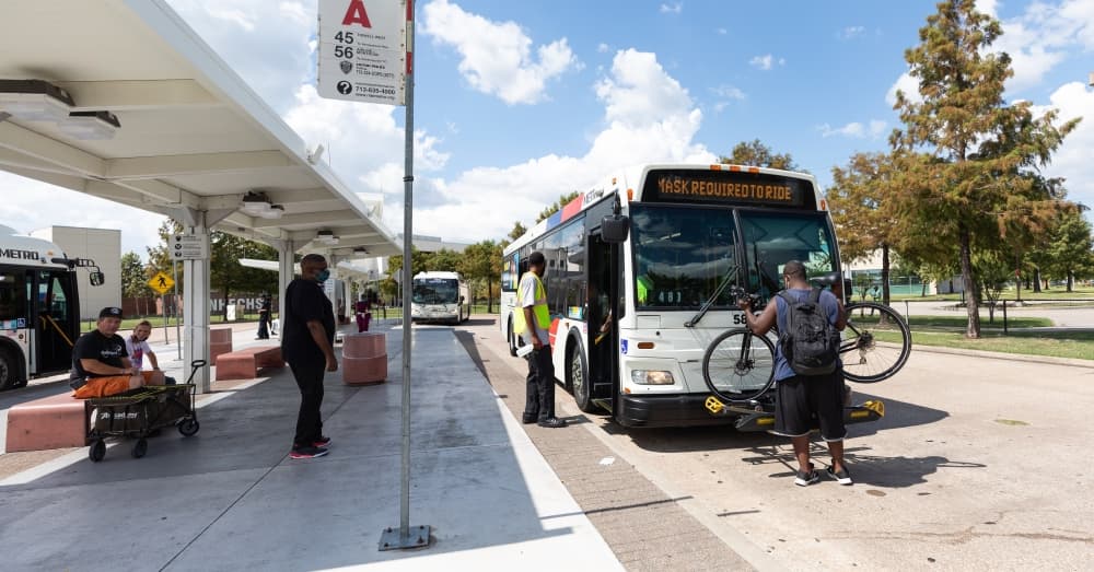 METRO approves purchase of 10 electric paratransit vans as part of sustainability initiative