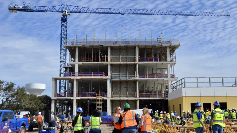 Dell Children's hospital marks construction milestone ahead of 2023 opening