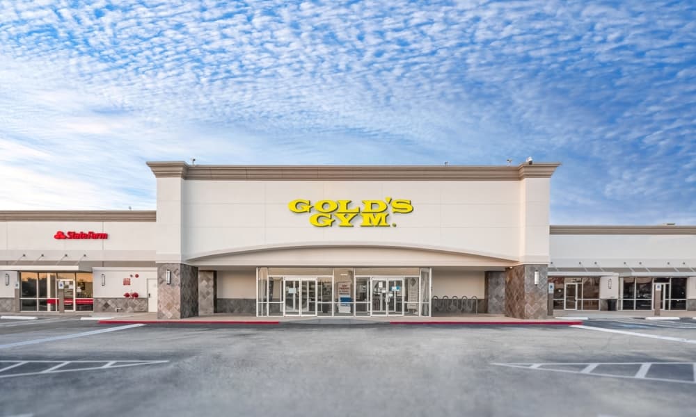 Gold's Gym eyes summer opening for Friendswood location