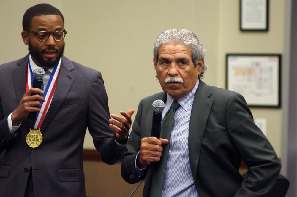 Dallas ISD invites community to help in search for new superintendent