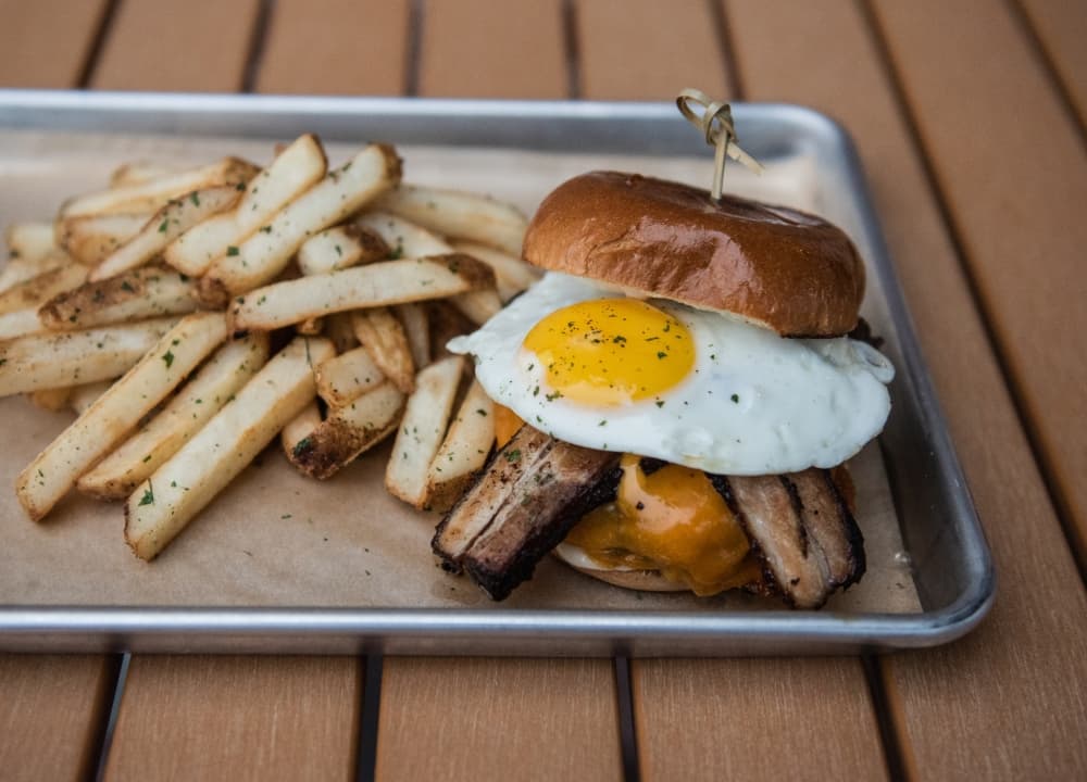 Wister's Bar & Grill celebrates grand opening in Woodforest