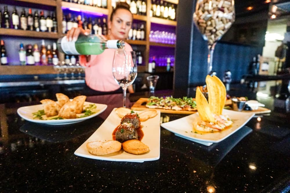 Siblings serve up fine wines, dishes at d’Vine Wine Bar & Bistro in Cypress