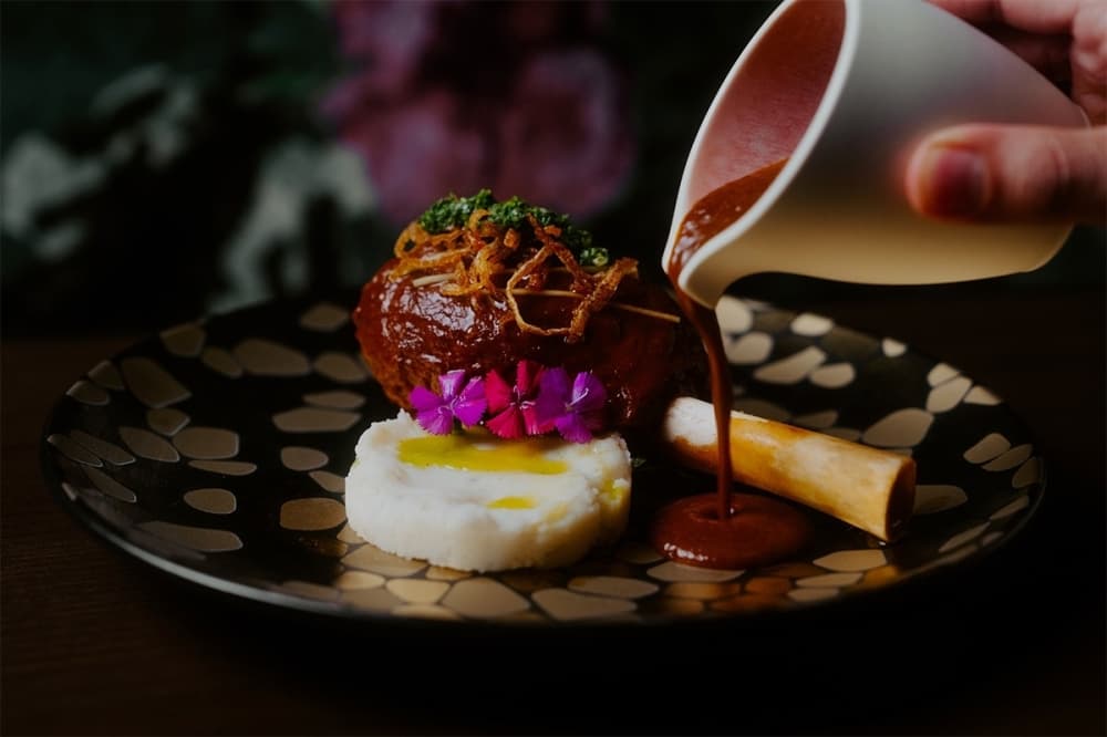 Amrina announces opening date in Waterway Square in The Woodlands