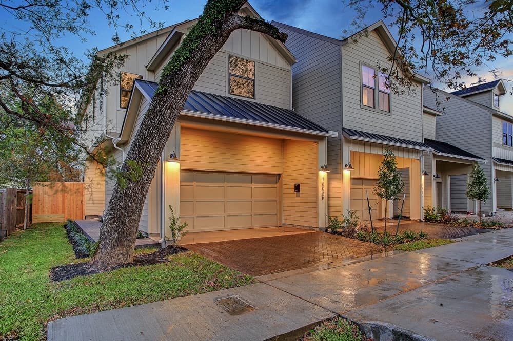 Houston Association of Realtors: Property sales decline in June