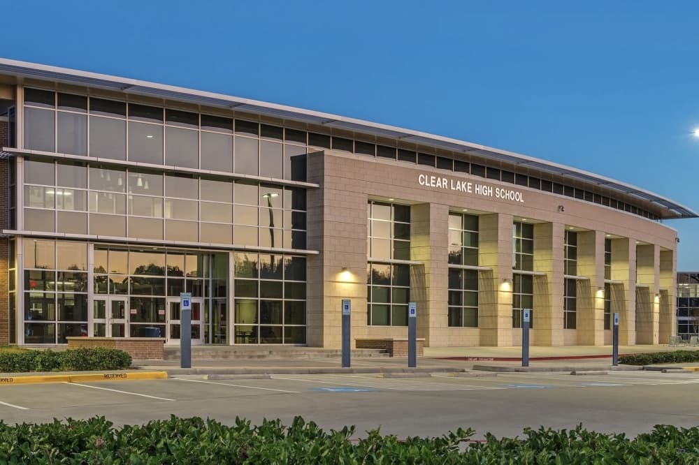Clear Lake High School to celebrate 50th anniversary