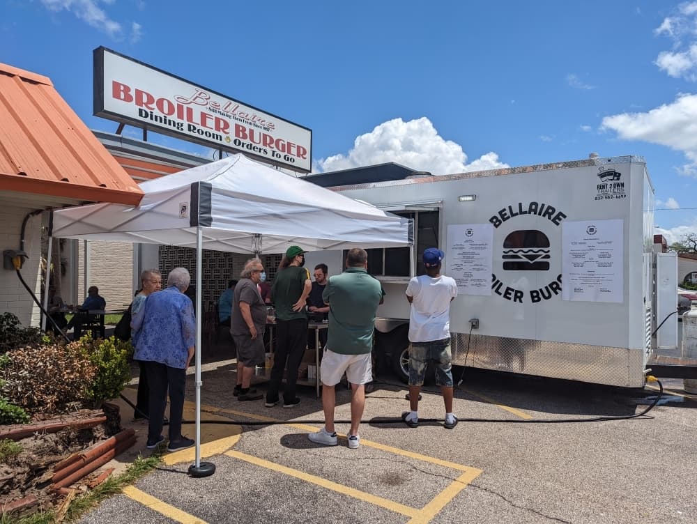Bellaire Broiler Burger closes following four-month return