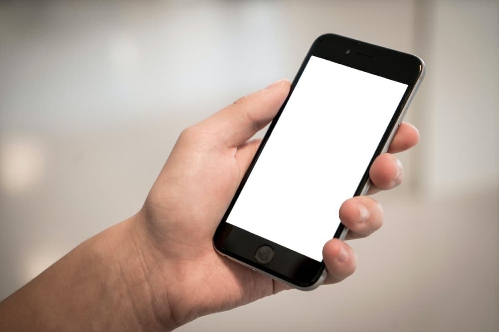 The Fix opens 3 new tech repair kiosks at The Woodlands Mall